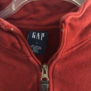Gap men’s 1/4 zip sweatshirt.  Maroon, EUC, size large.
